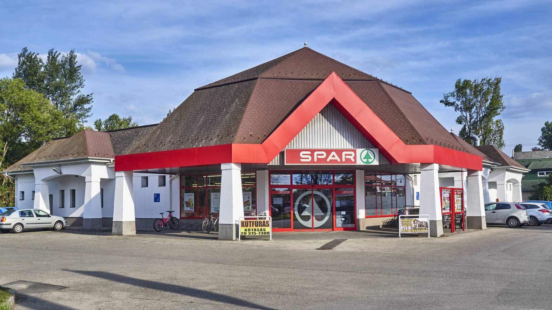 Images SPAR szupermarket