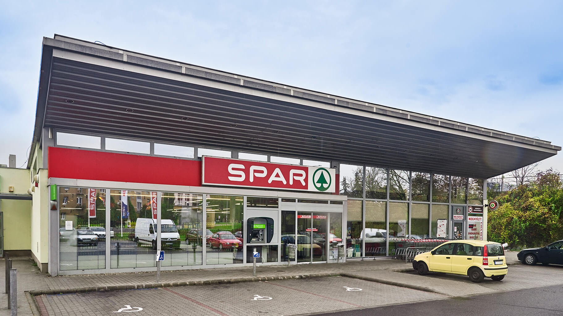 Images SPAR szupermarket