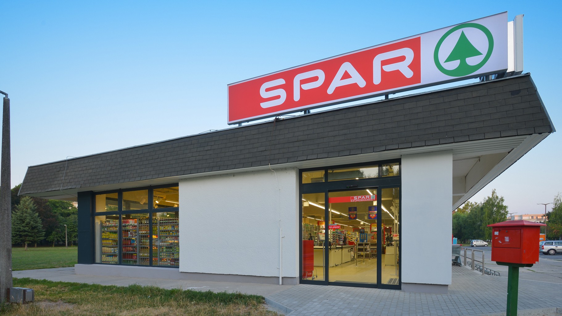 Images SPAR szupermarket