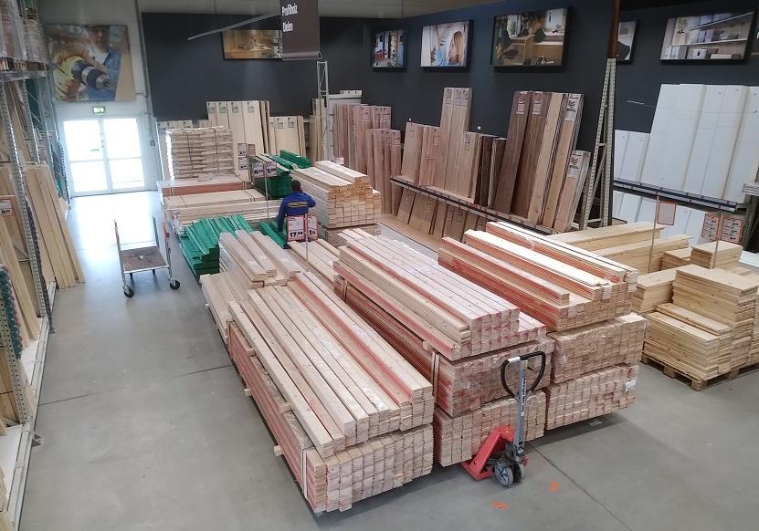 Unserer riesige Holzabteilung