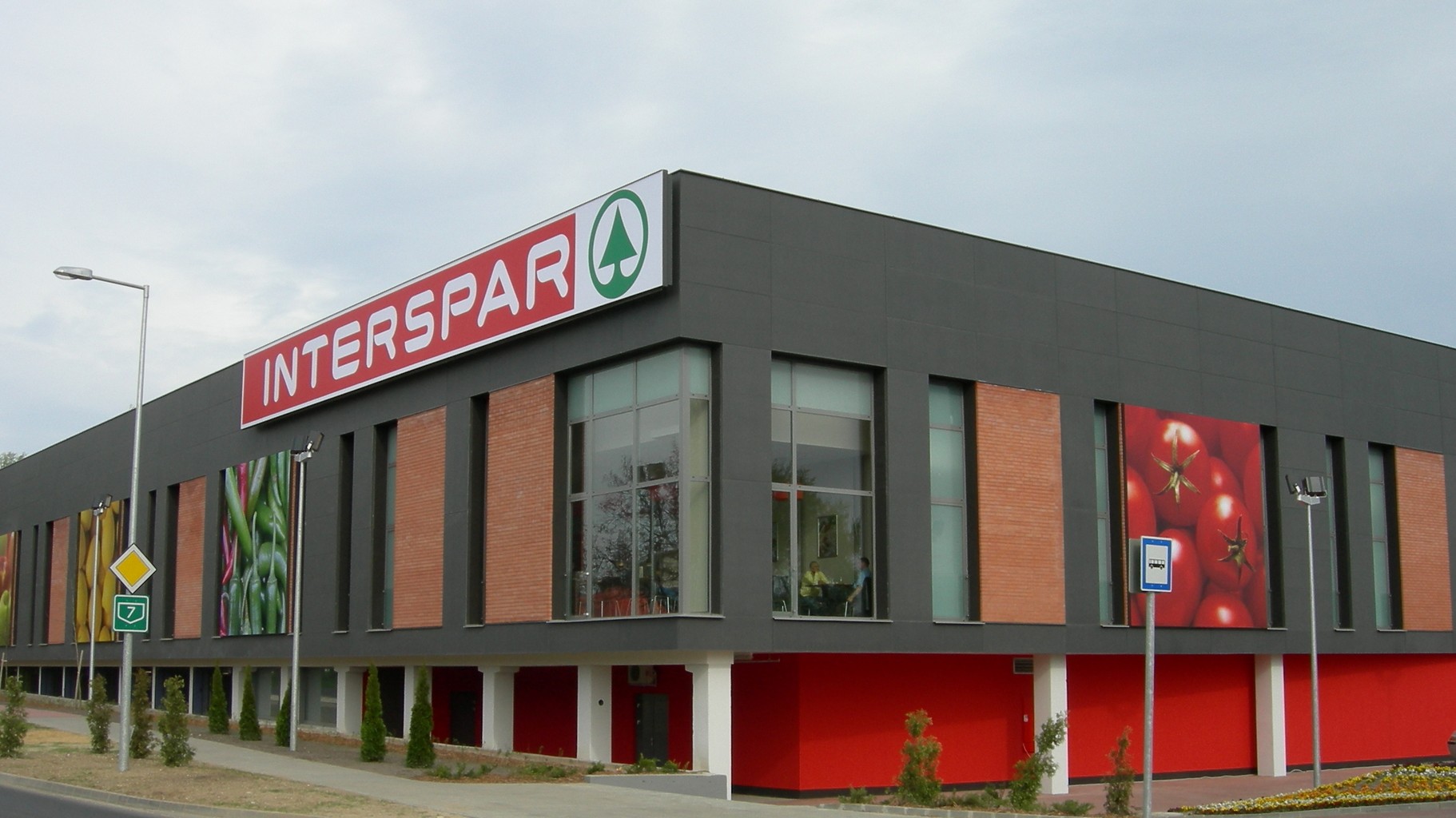 Images INTERSPAR Hipermarket