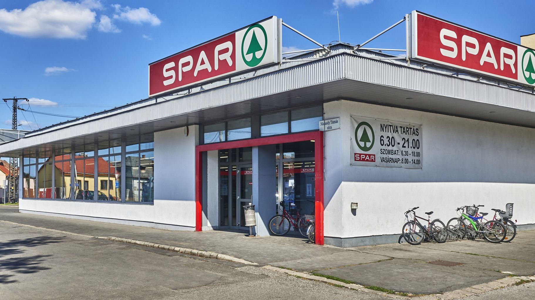 Images SPAR szupermarket