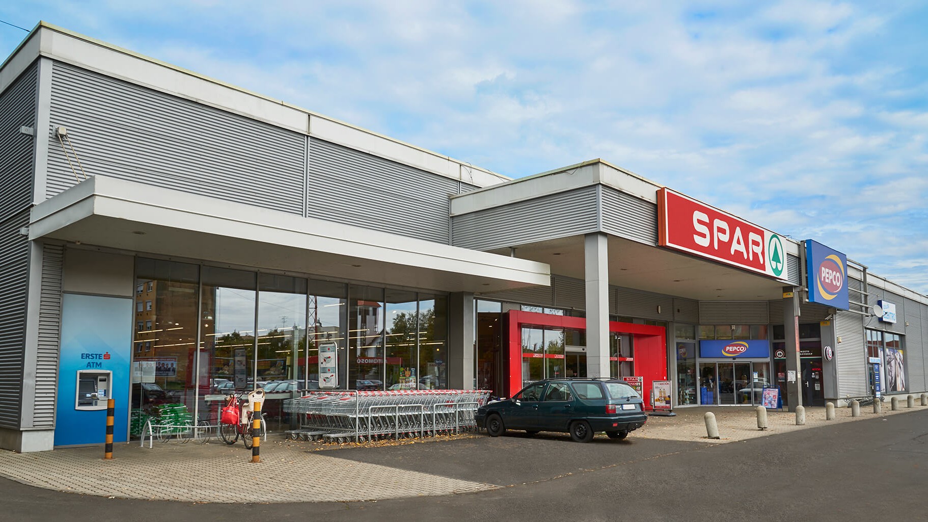 Images SPAR szupermarket