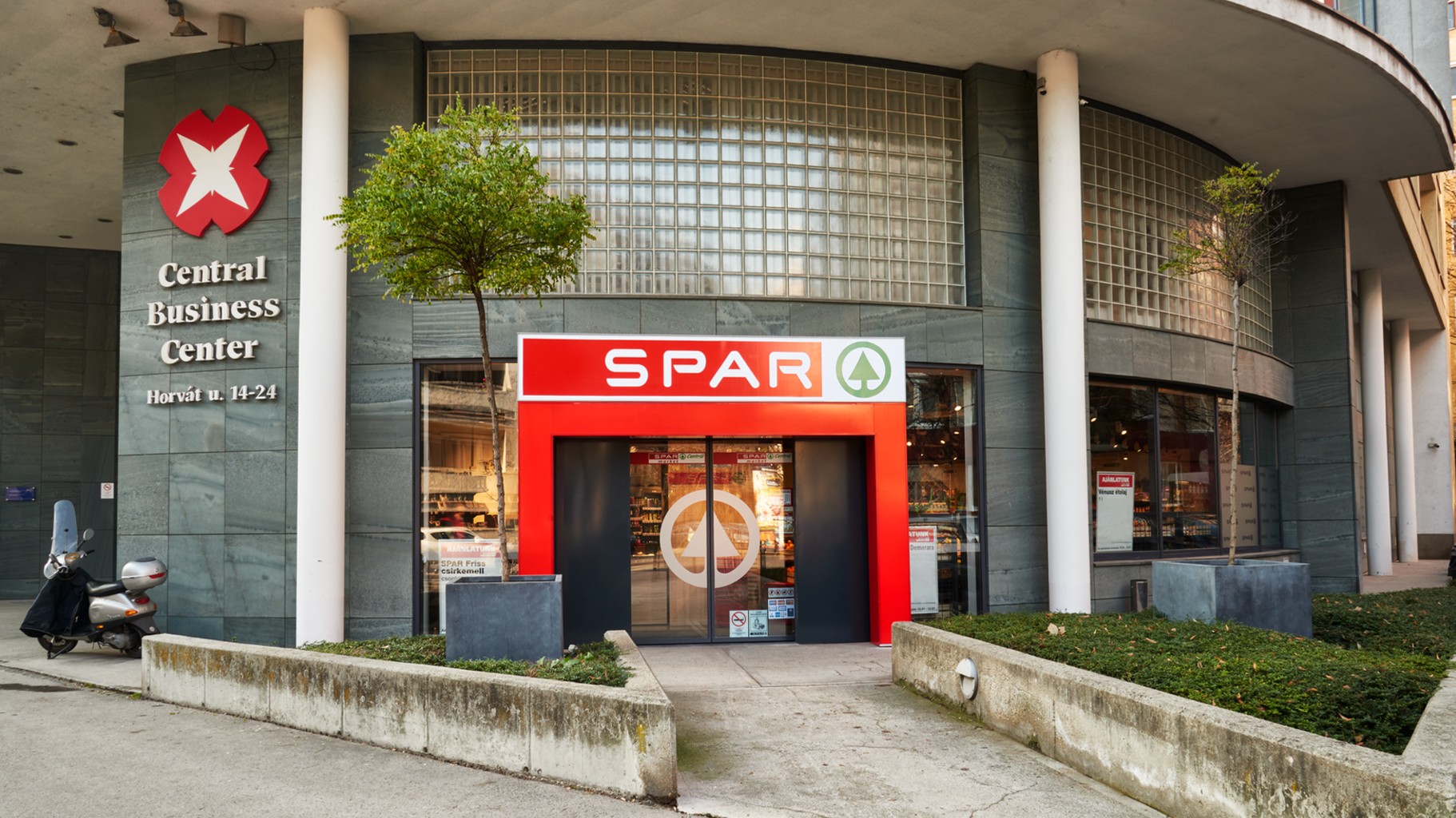 Images SPAR market