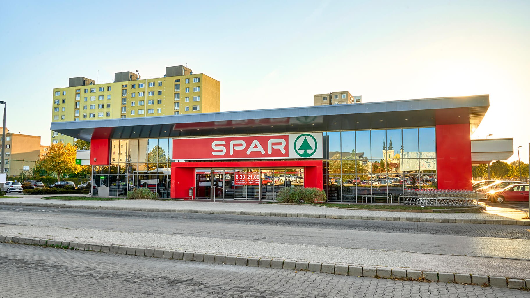 Images SPAR szupermarket