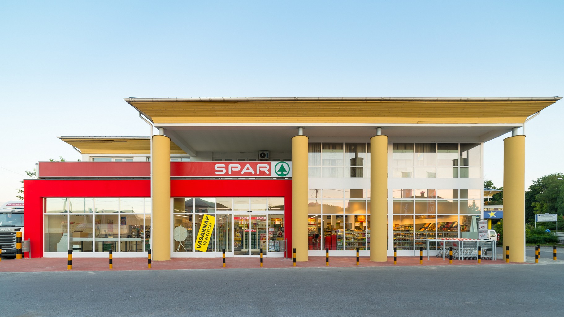 Images SPAR szupermarket