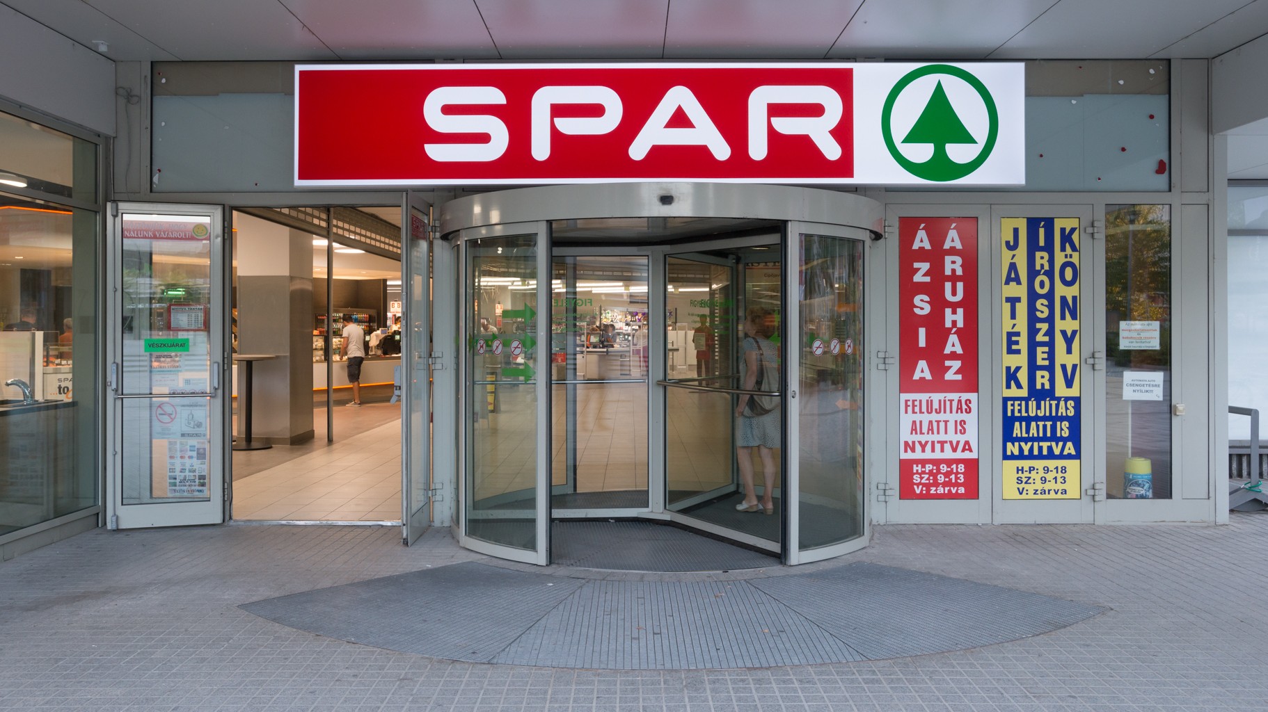 Images SPAR szupermarket