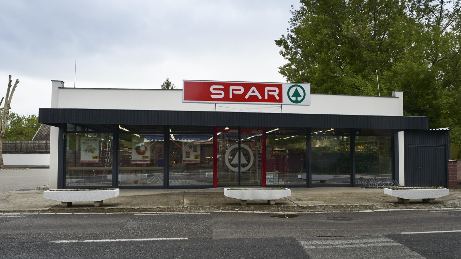 Images SPAR market