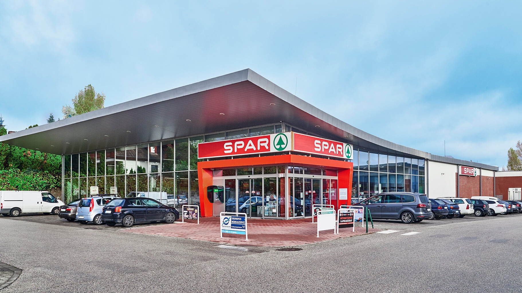 Images SPAR szupermarket