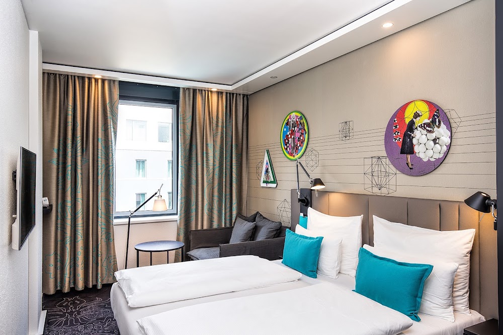 Bild 1 von Hotel Motel One Wien-Westbahnhof