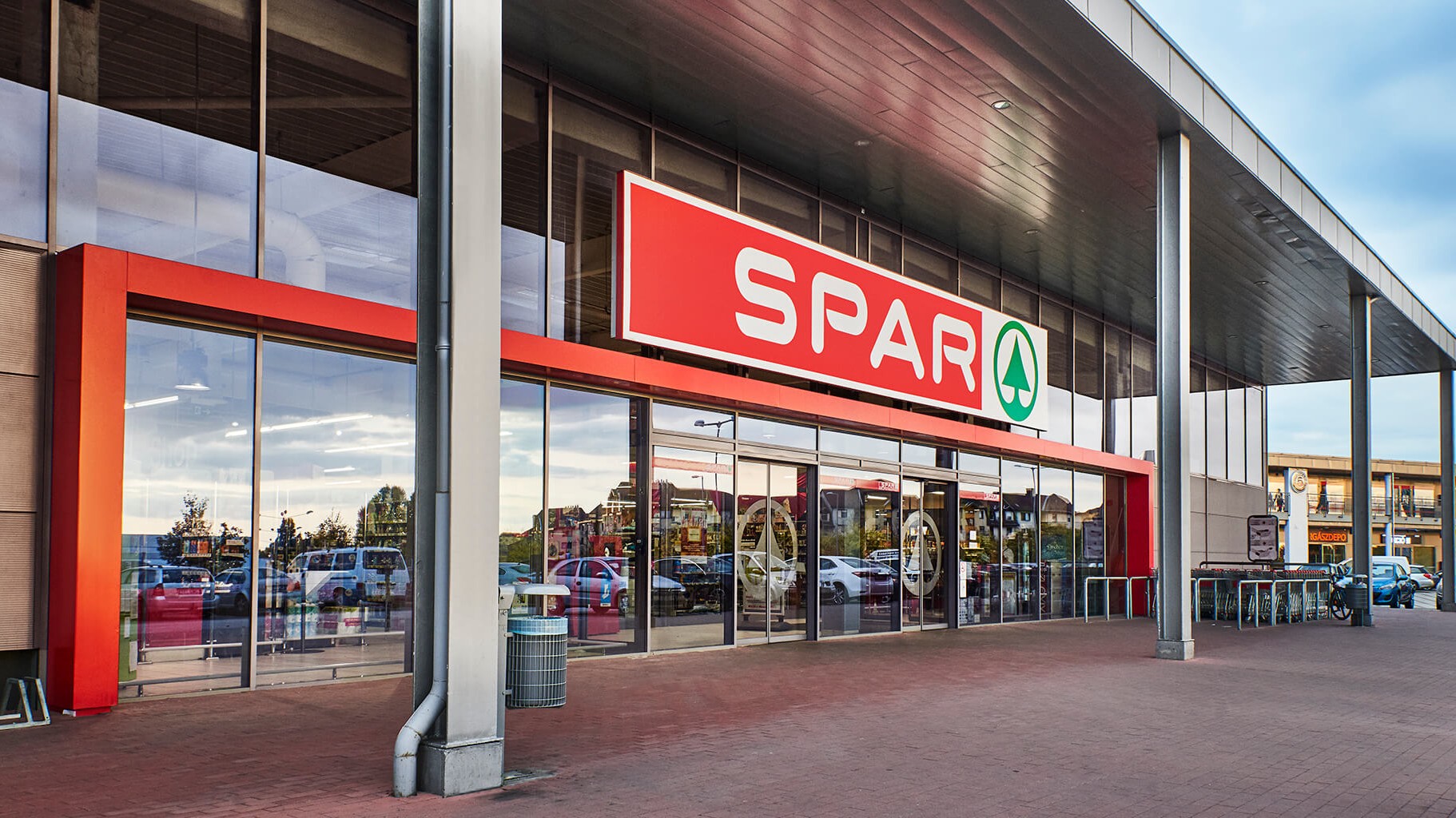 Images SPAR szupermarket