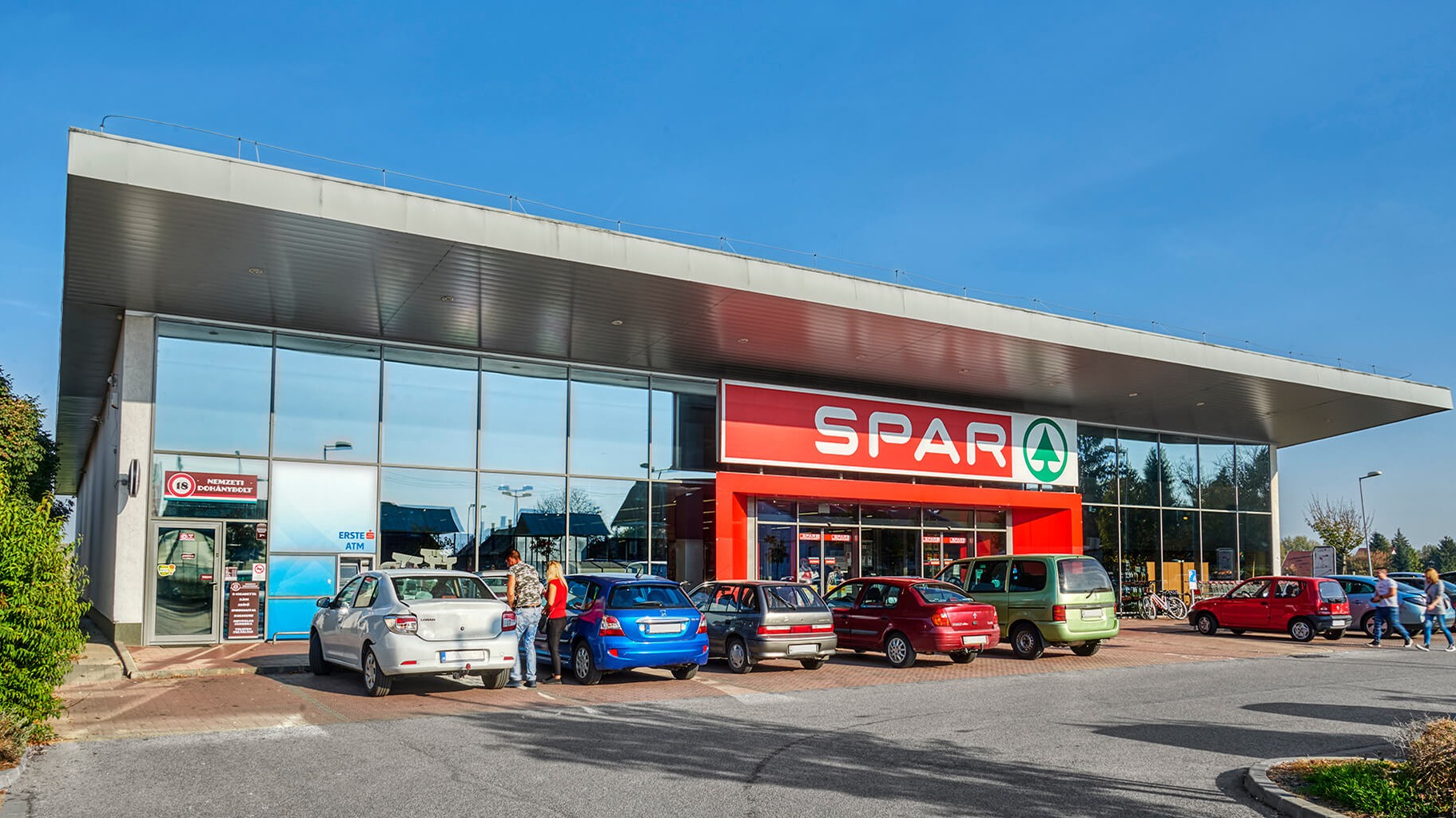 Images SPAR szupermarket