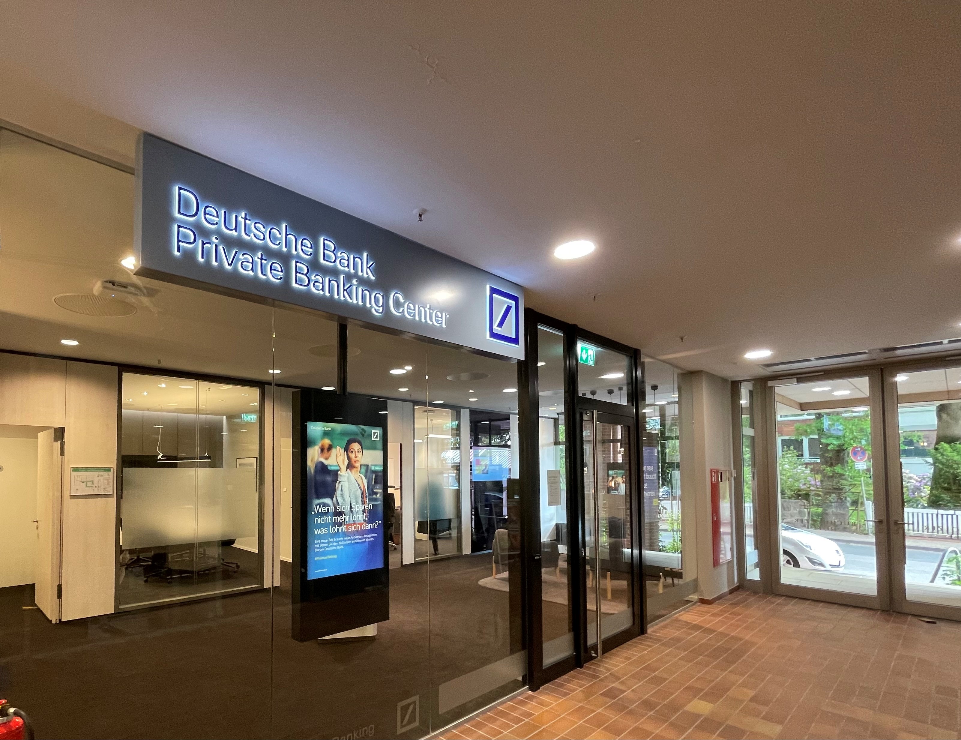 Bild 1 Deutsche Bank Private Banking Center in Buchholz