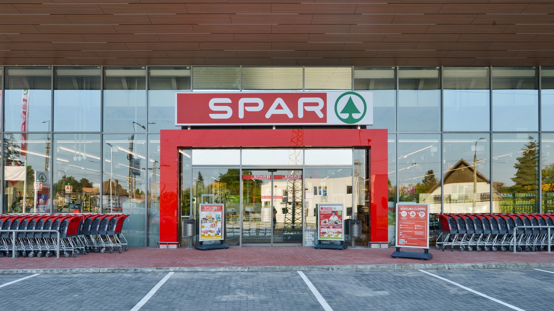 Images SPAR szupermarket