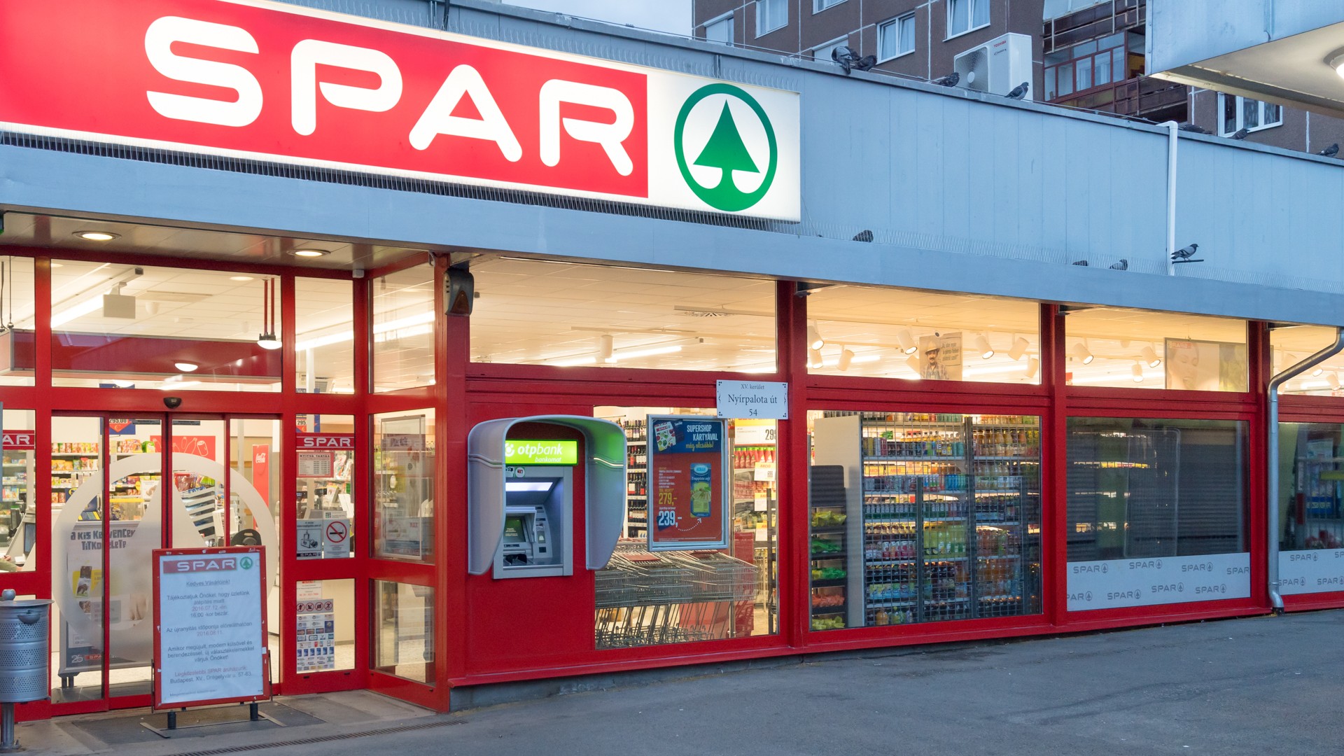 Images SPAR szupermarket