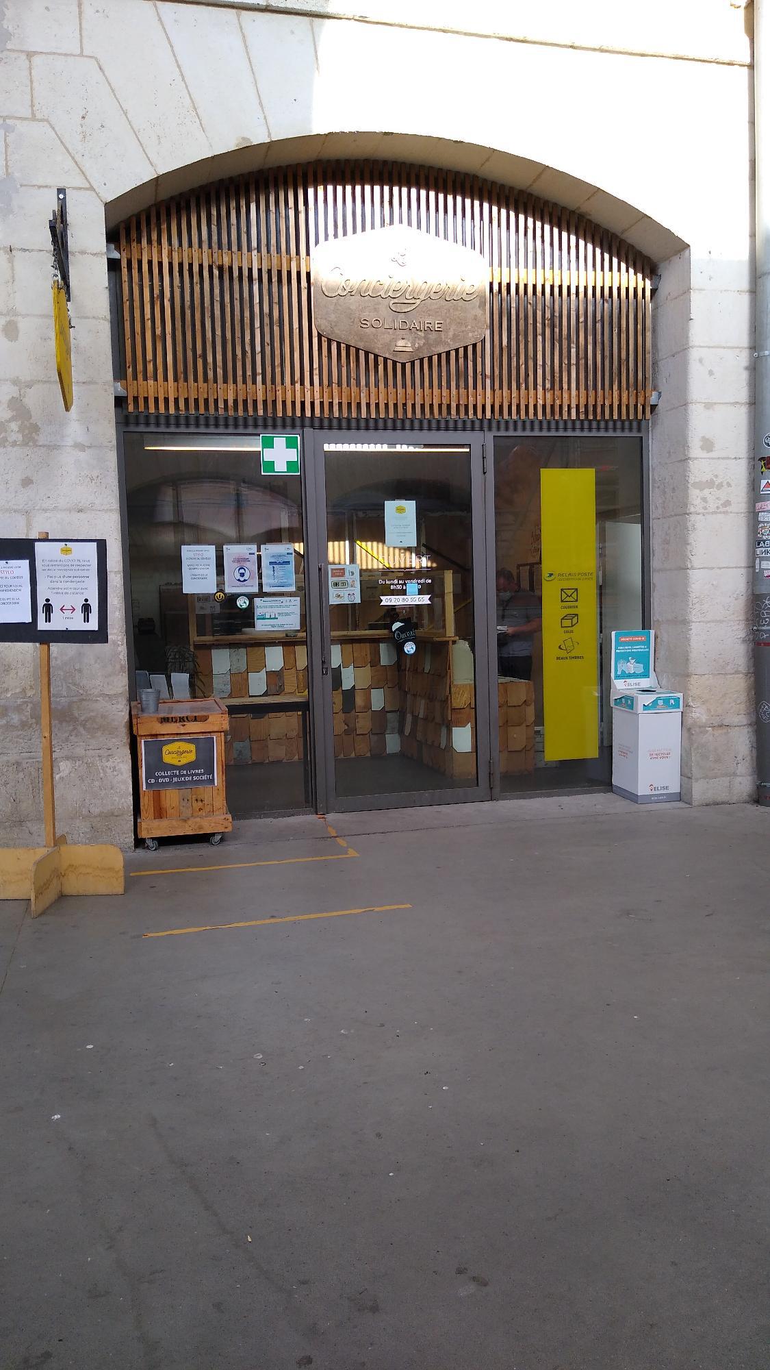 Images La Poste Relais