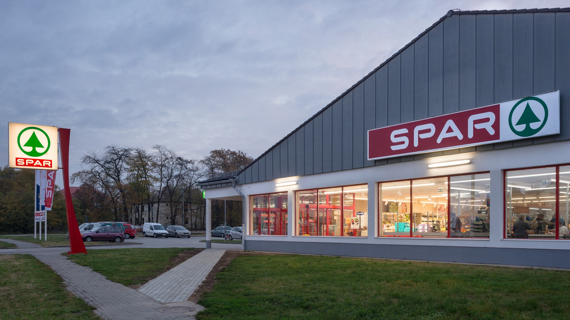 Images SPAR szupermarket
