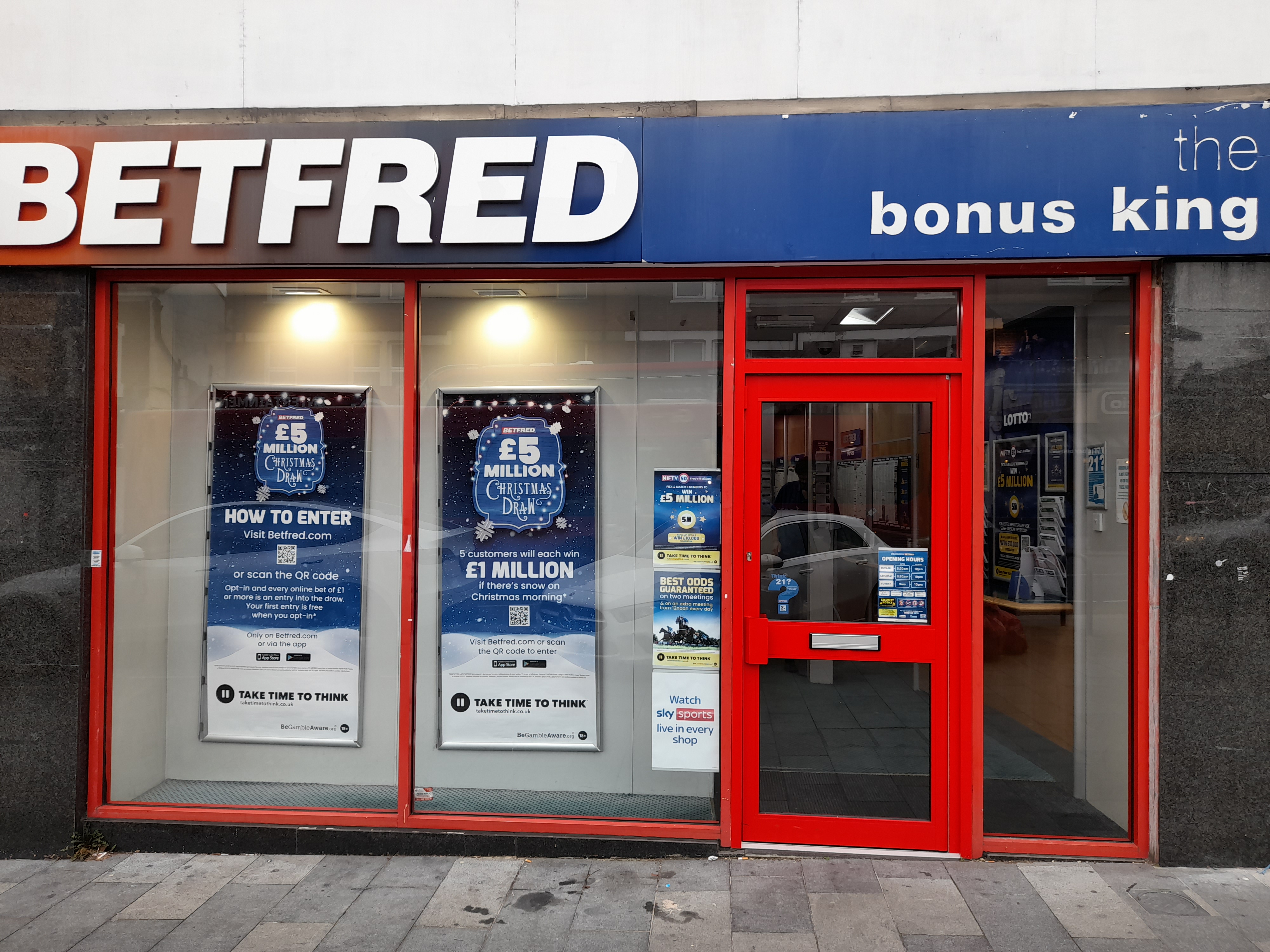 Betfred Shop Front Betfred London 08000 320878
