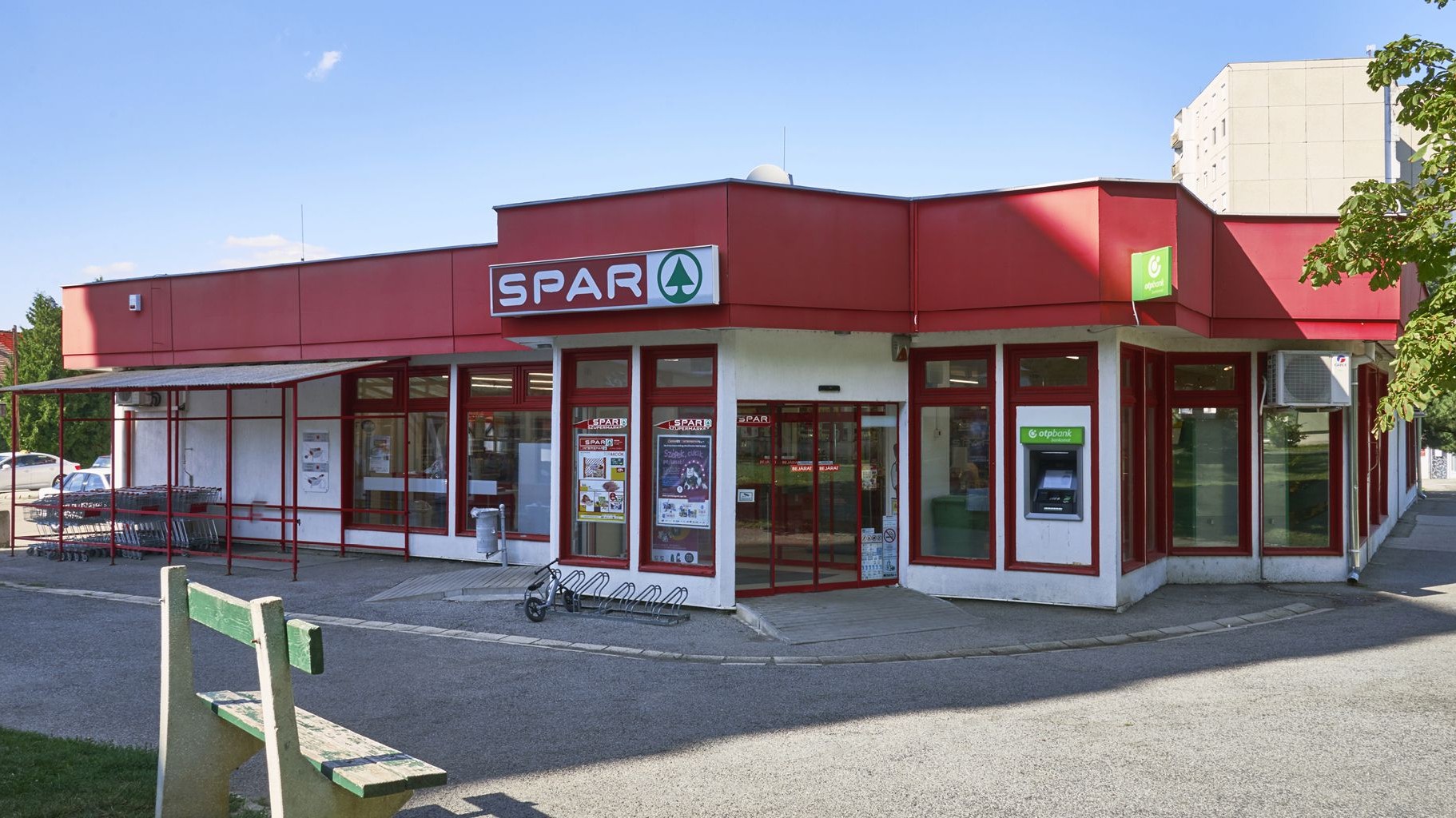 Images SPAR szupermarket