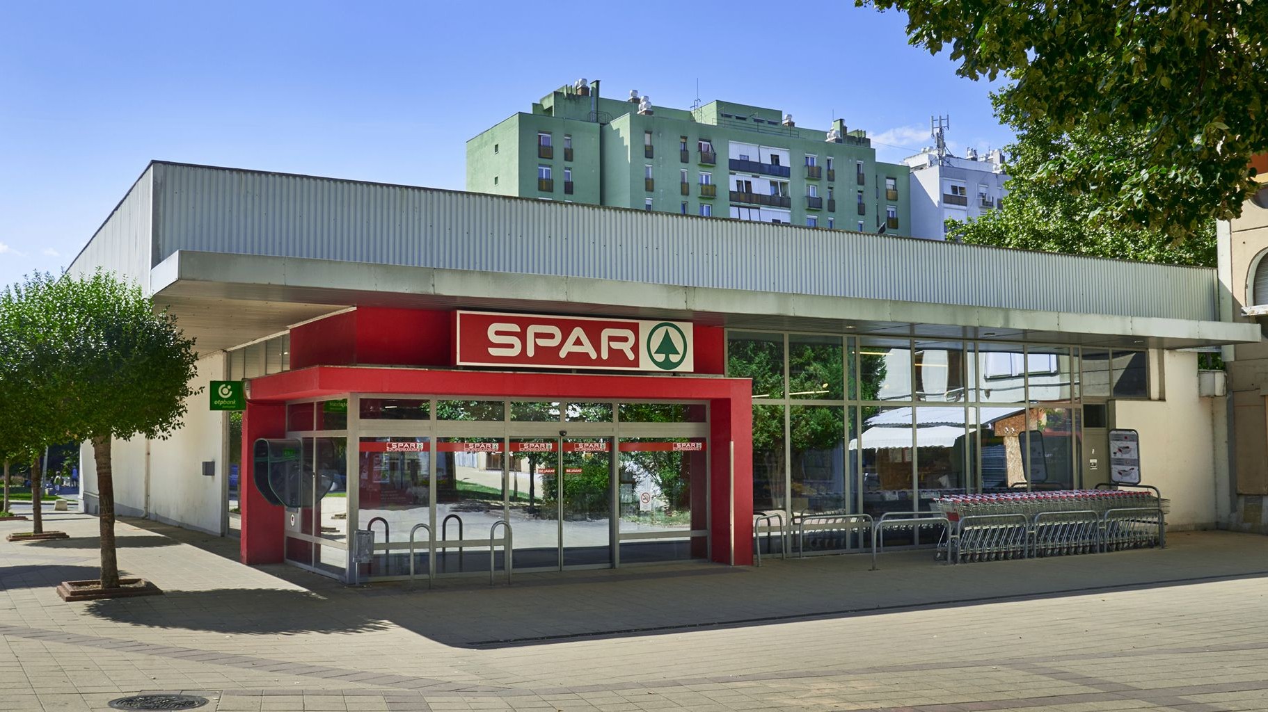 Images SPAR szupermarket