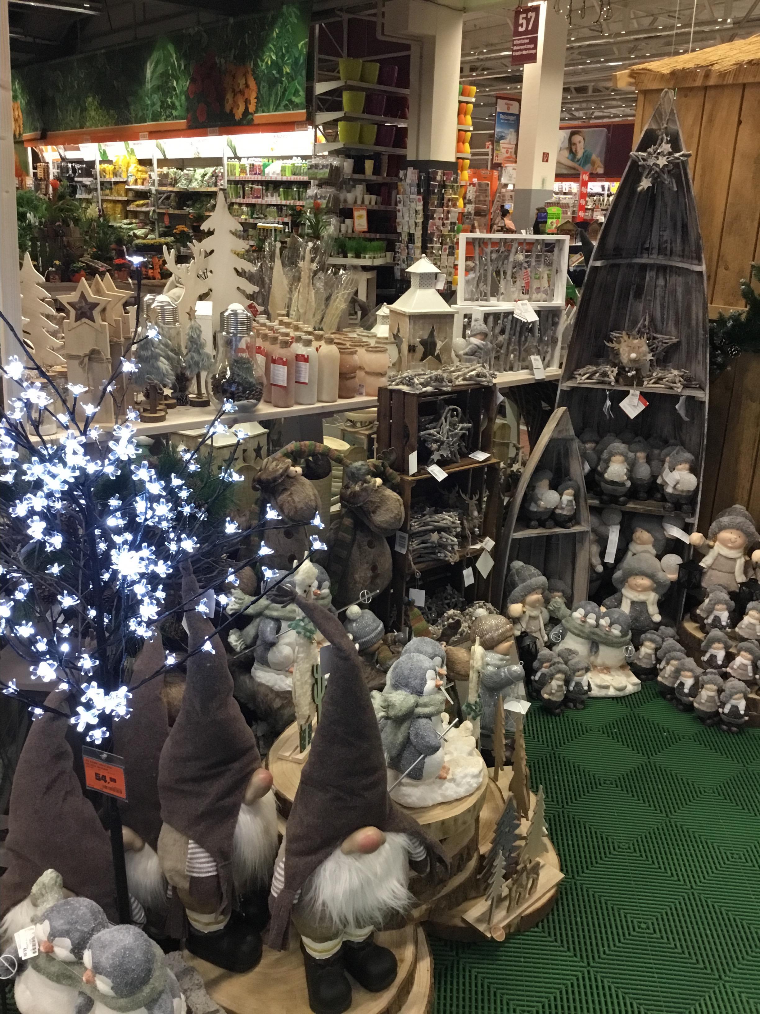 Weihnachtsmarkt im OBI Waldshut