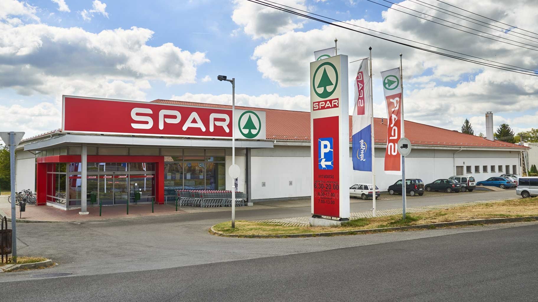 Images SPAR szupermarket