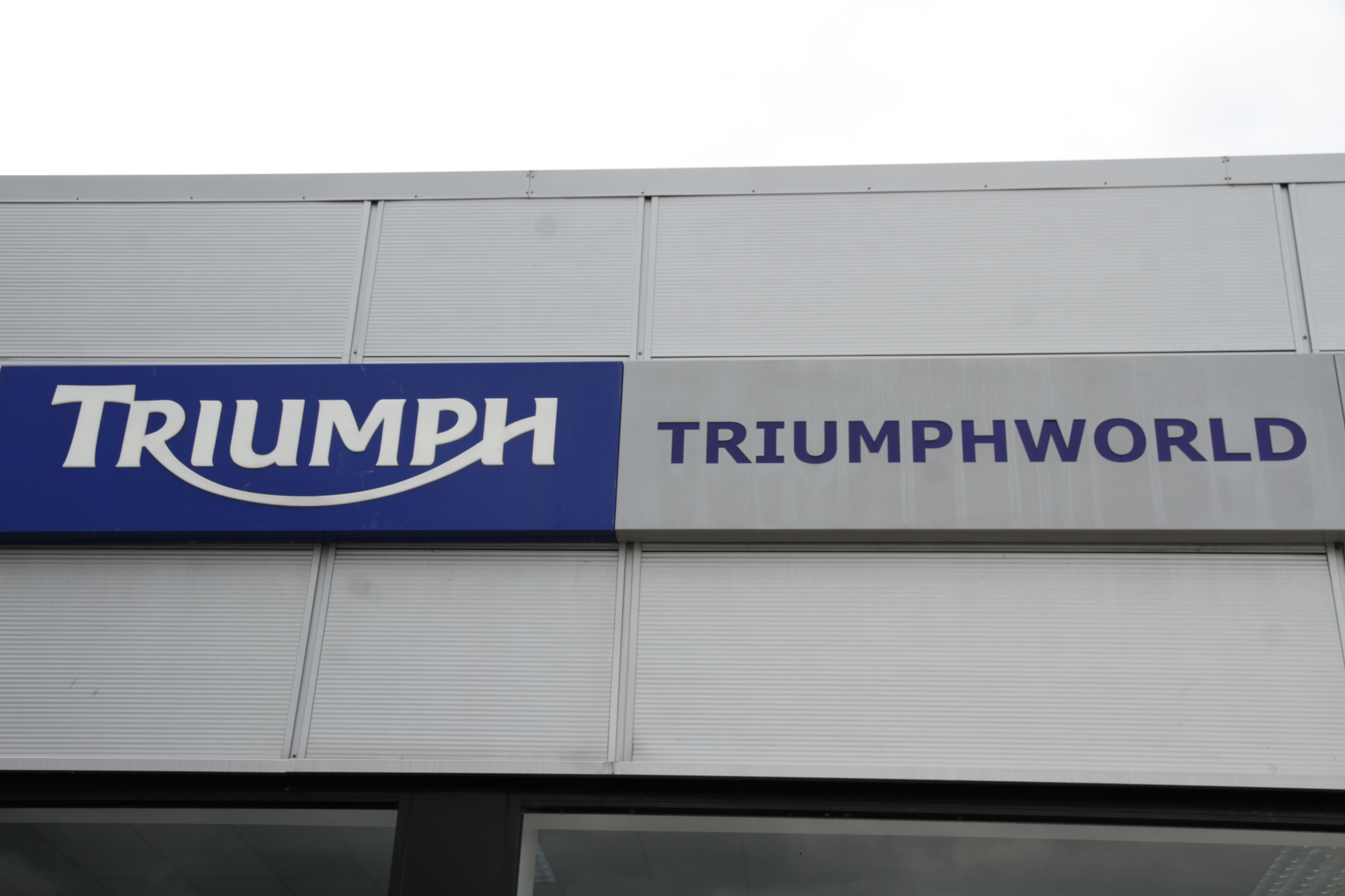 Images Triumphworld Chesterfield
