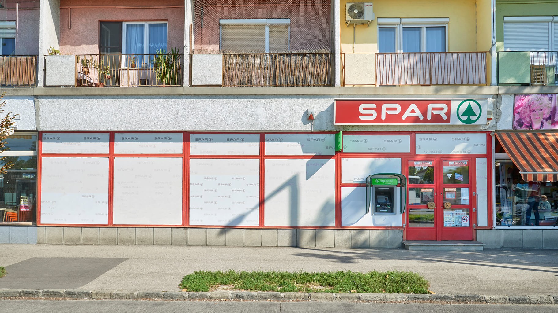 Images SPAR szupermarket