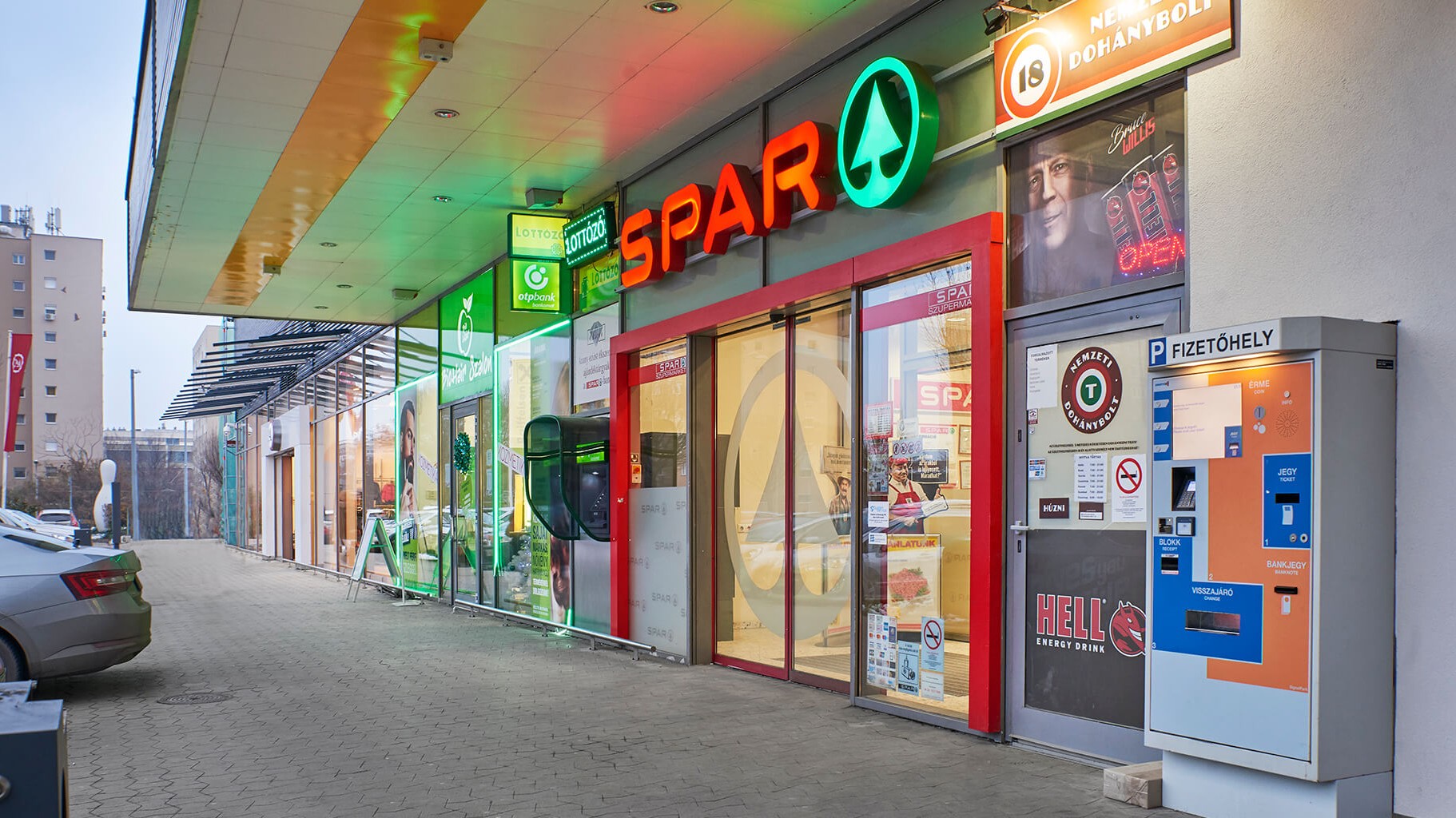 Images SPAR szupermarket