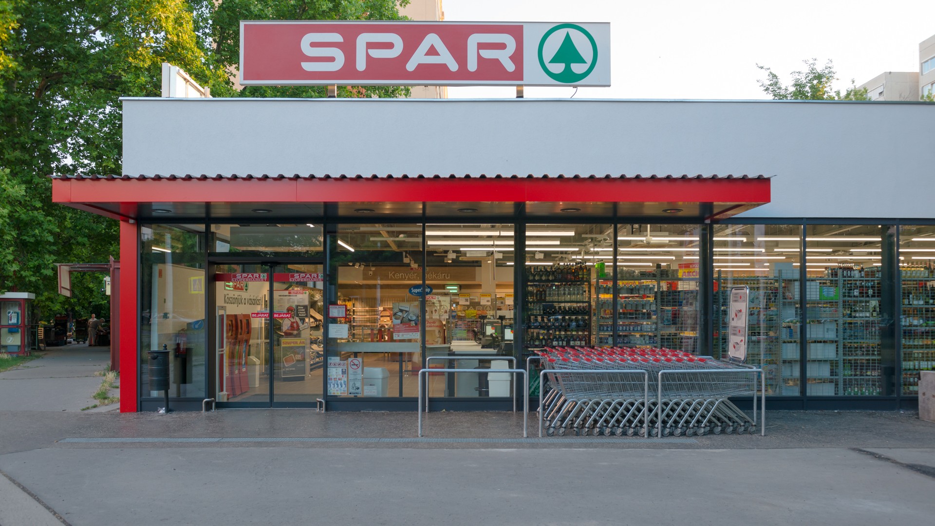 Images SPAR szupermarket