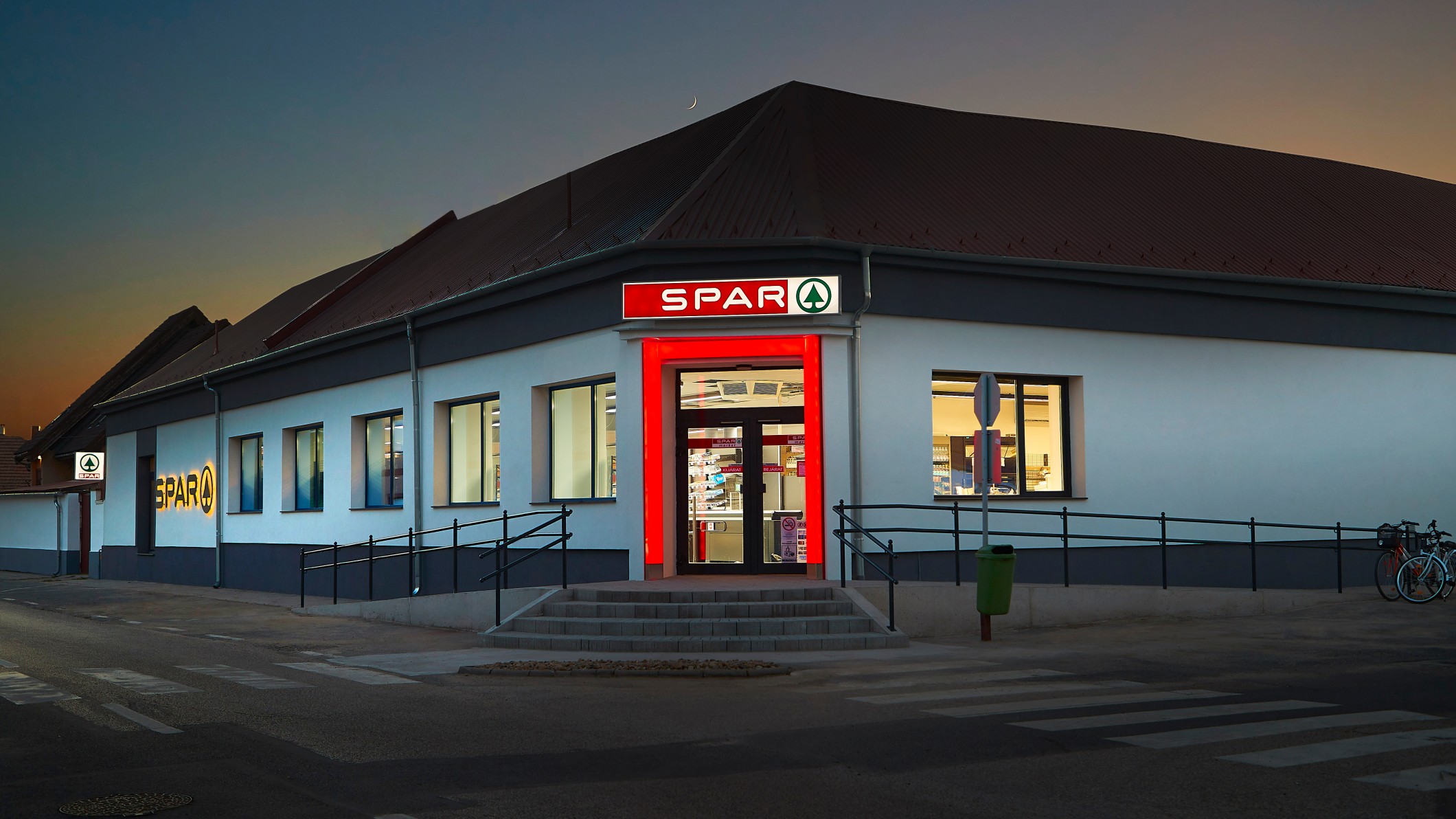 Images SPAR market