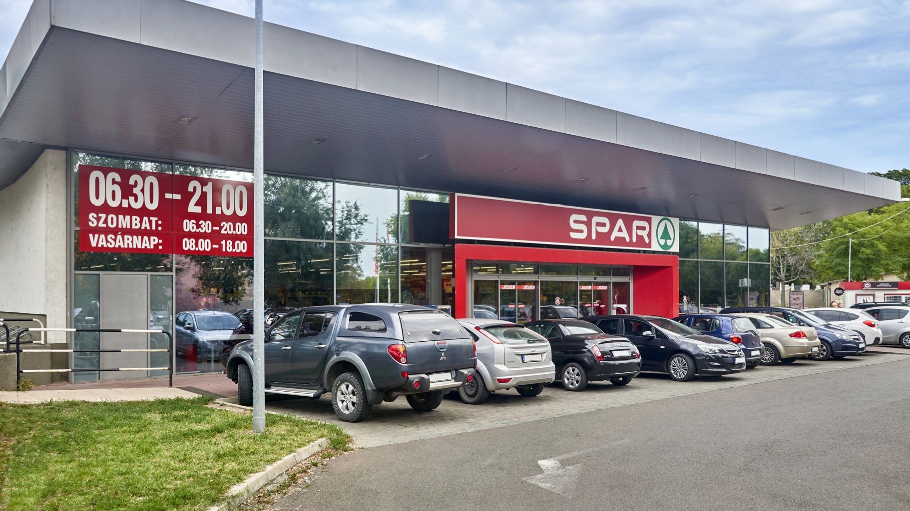 Images SPAR szupermarket
