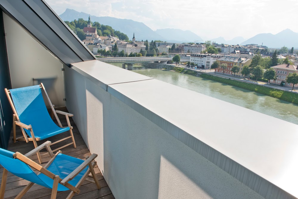 Hotel Motel One Salzburg-Mirabell, Elisabethkai 58-60 in Salzburg