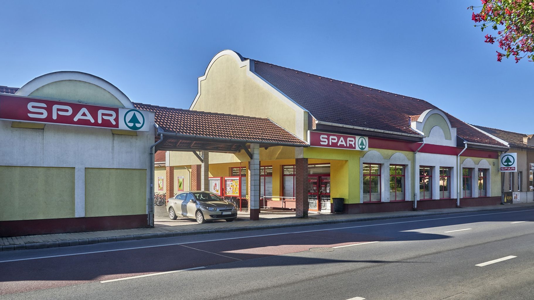 Images SPAR szupermarket