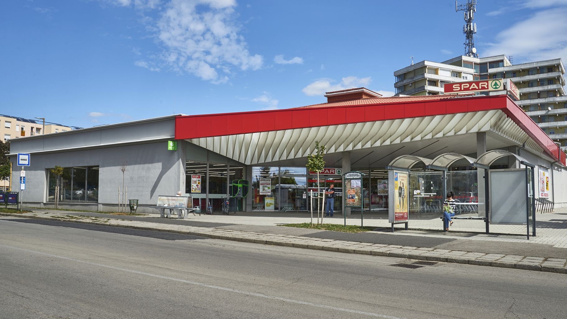 Images SPAR szupermarket