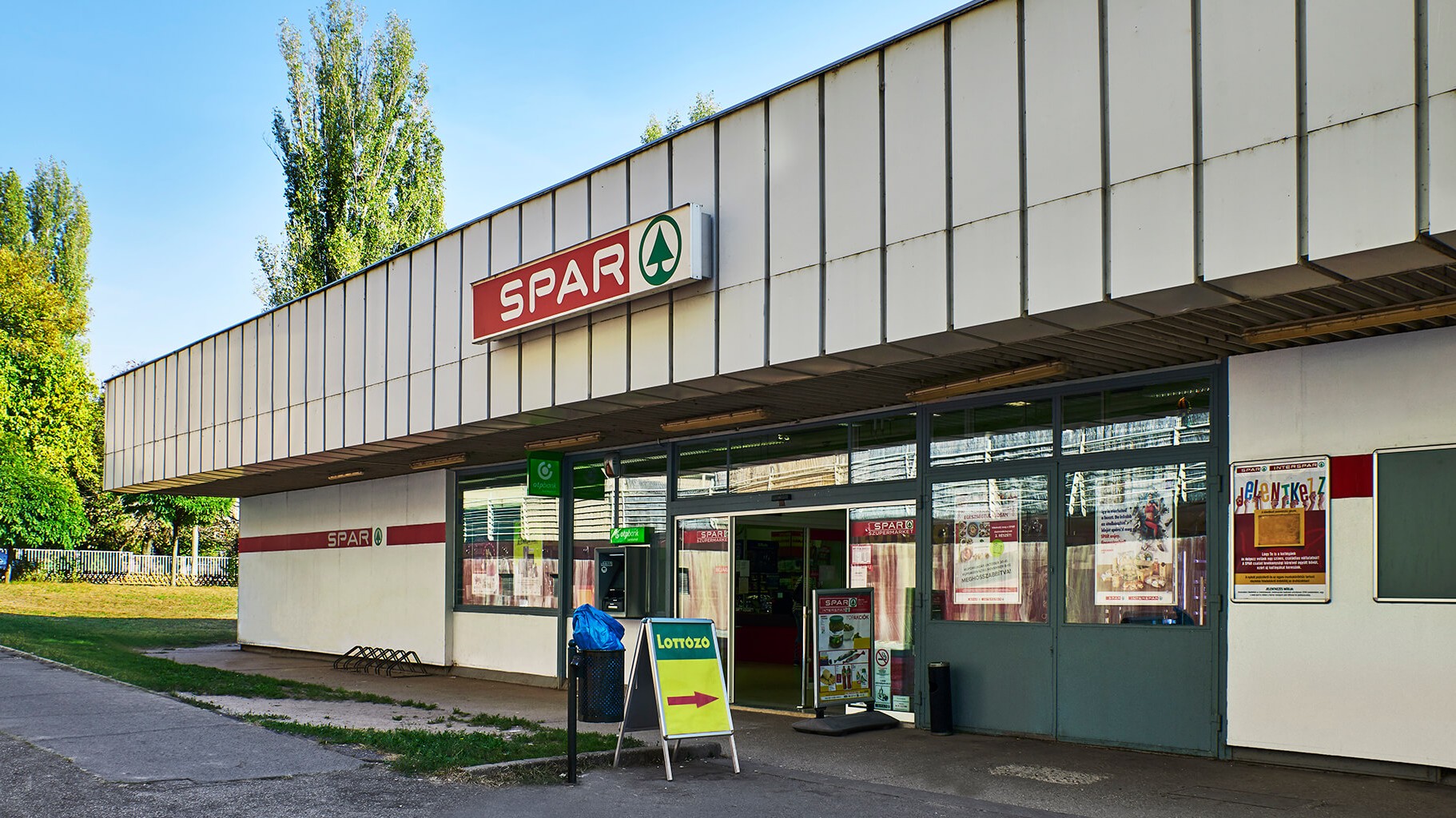 Images SPAR szupermarket