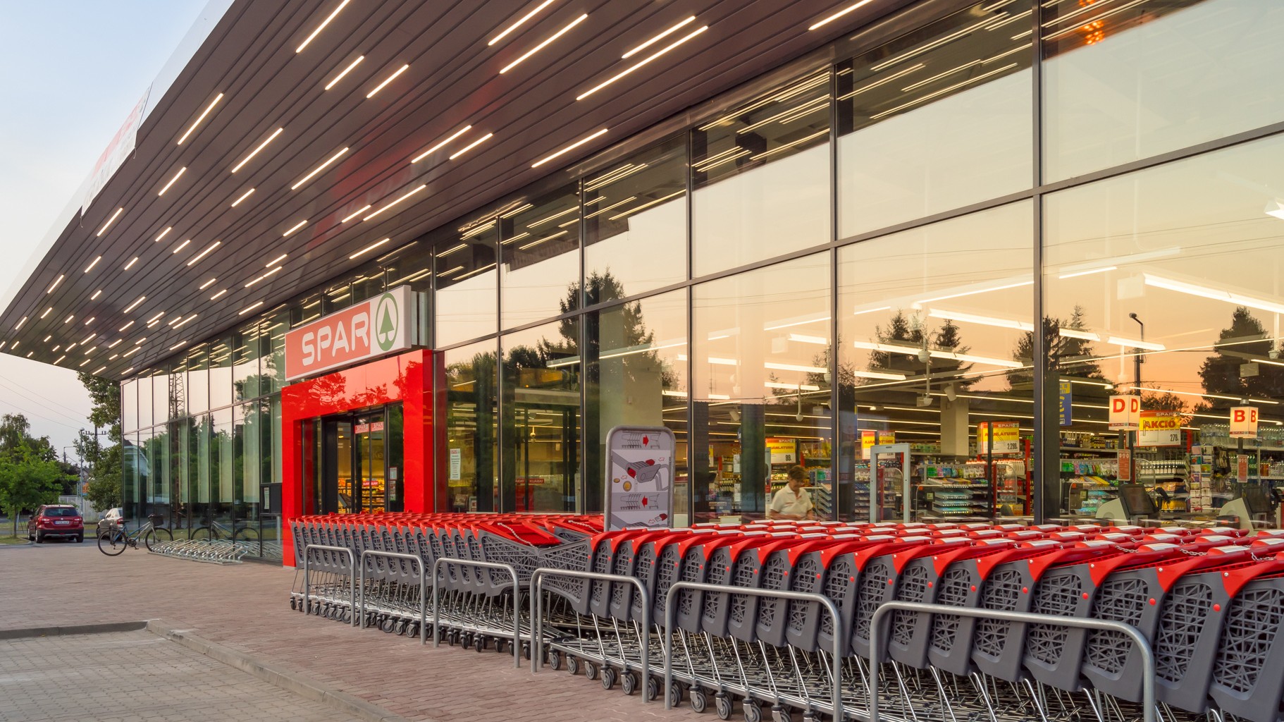 Images SPAR szupermarket