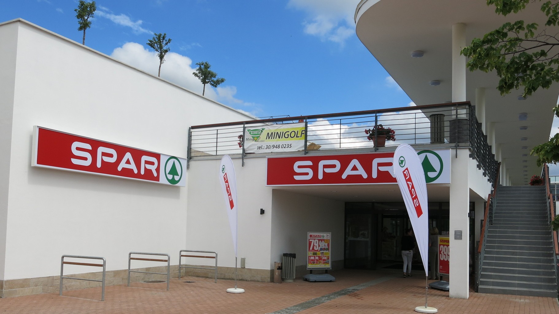 Images SPAR szupermarket
