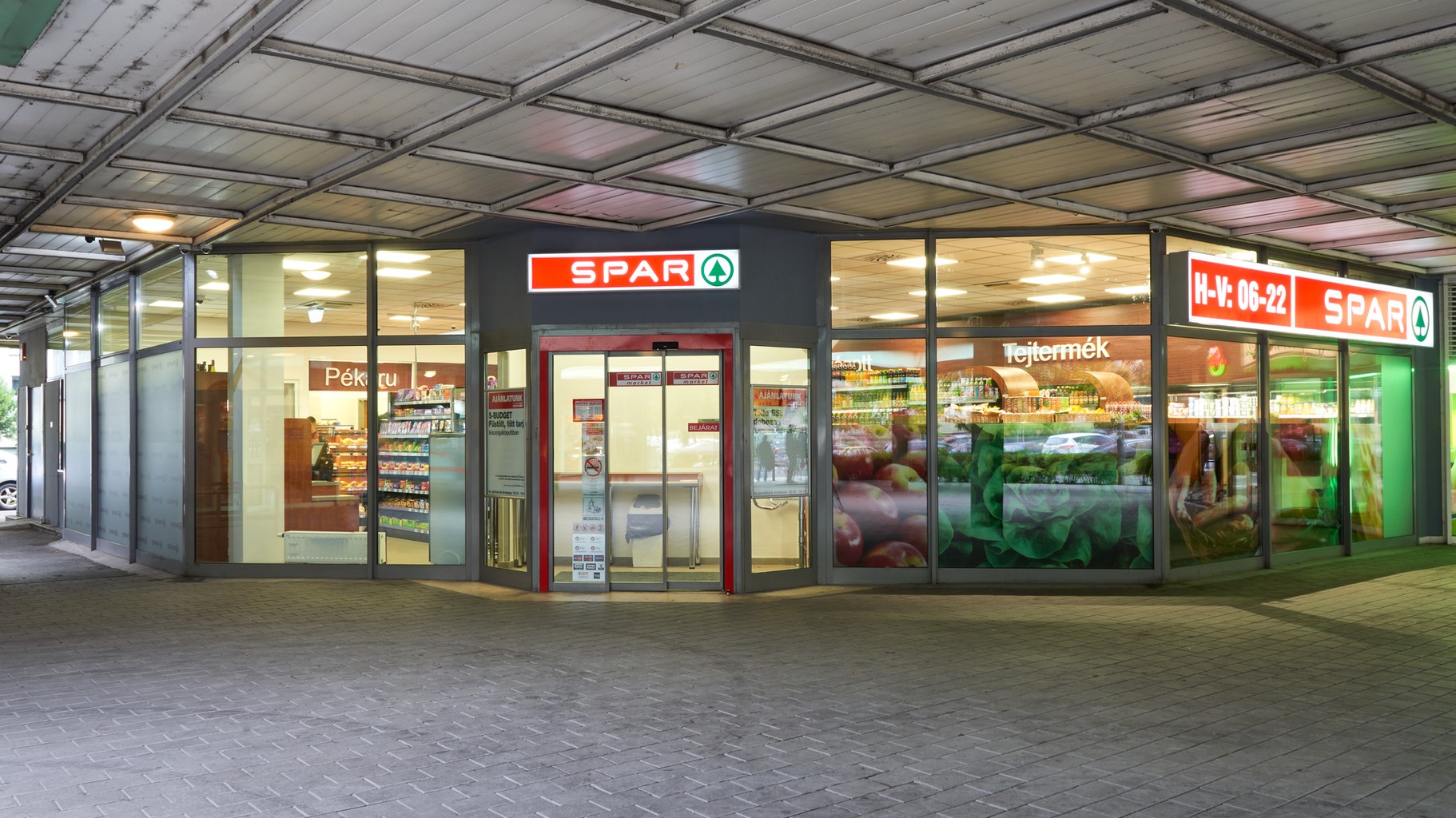 Images SPAR market
