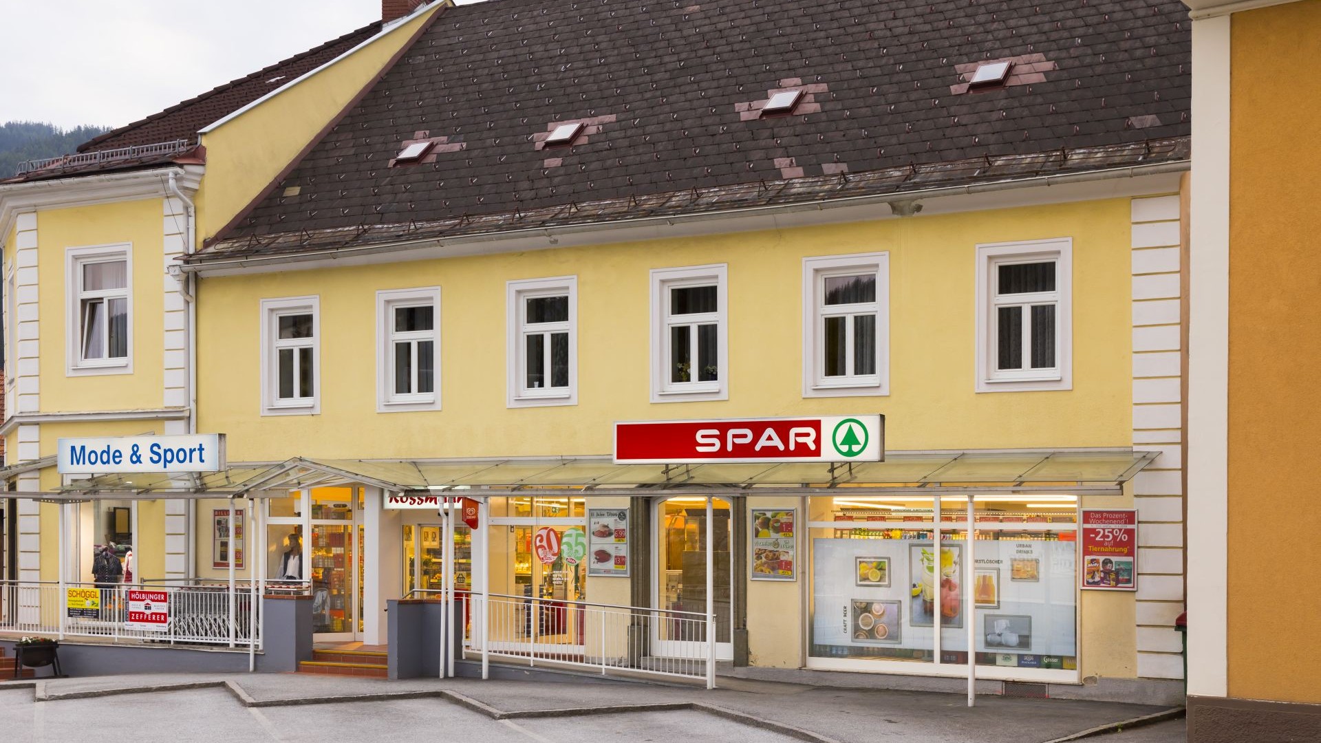 Bild 1 von SPAR A. Rossmann Turnau