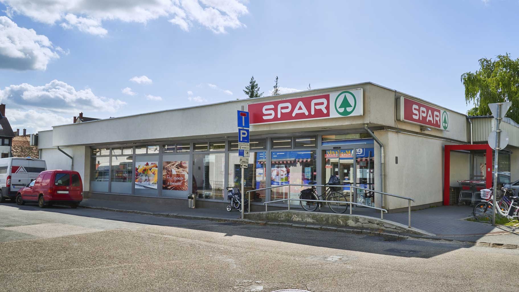 Images SPAR szupermarket