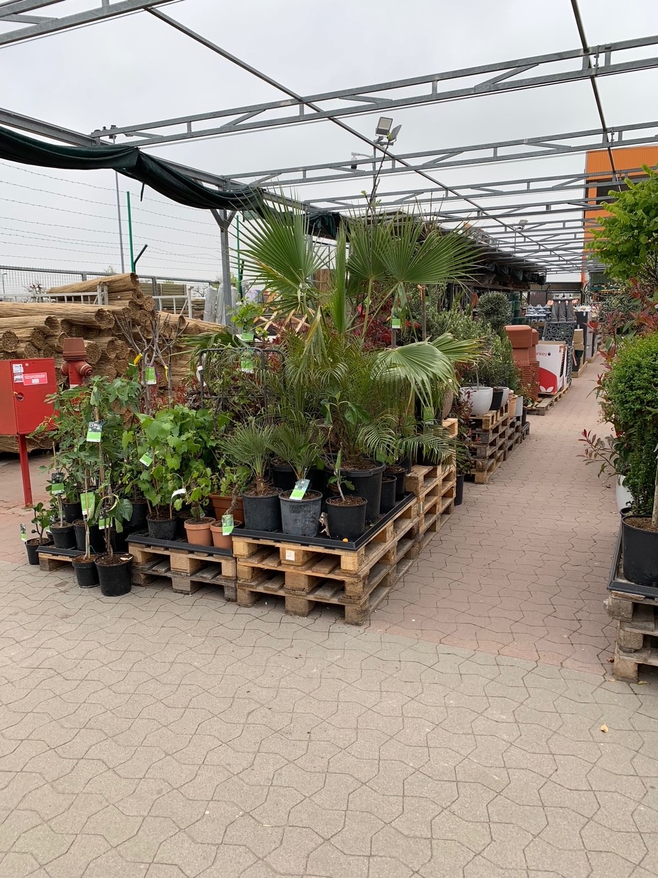 Images OBI áruház Budapest