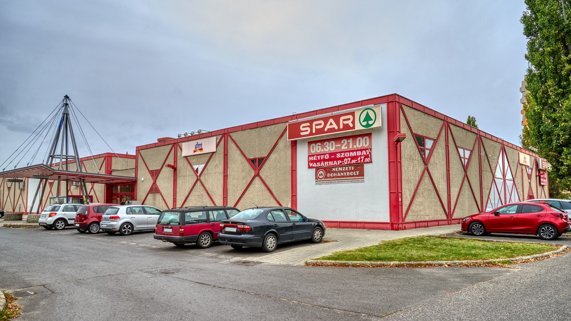 Images SPAR szupermarket