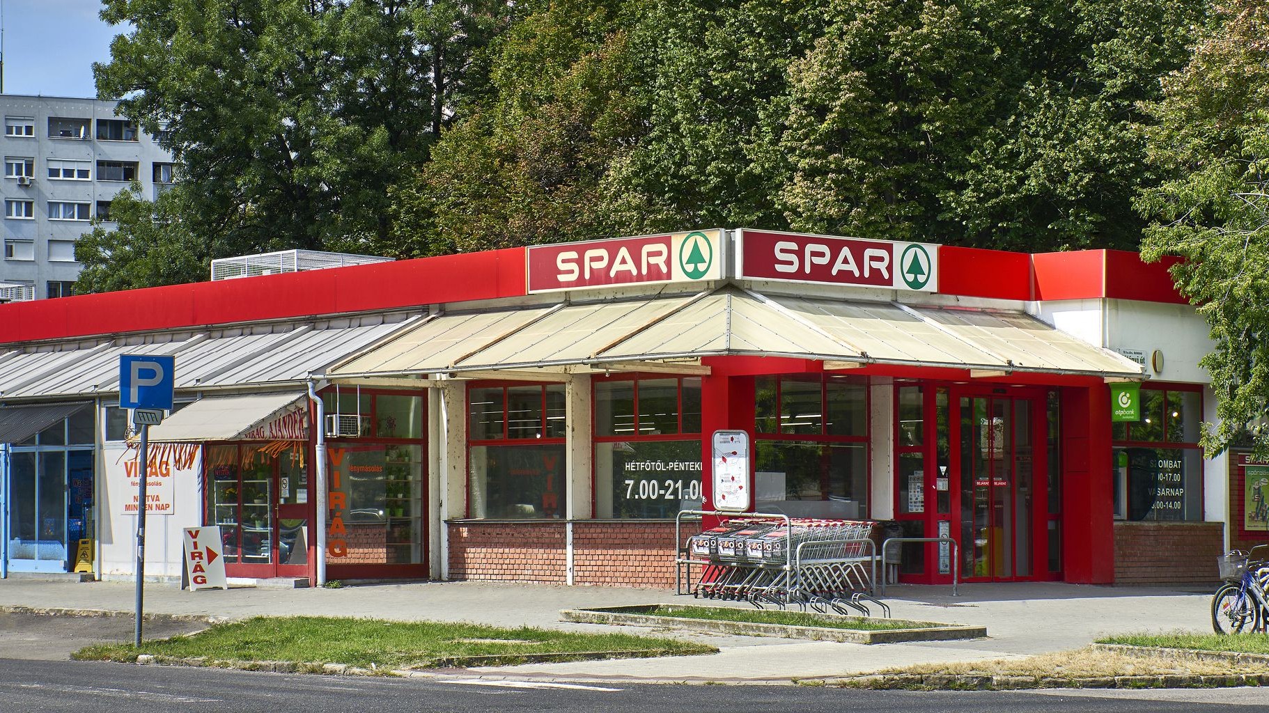 Images SPAR szupermarket