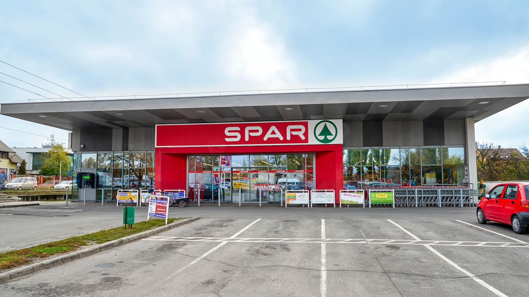 Images SPAR szupermarket