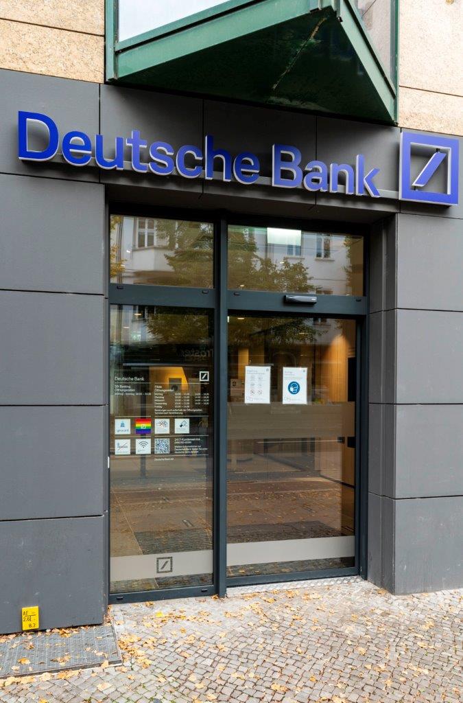 Bild 1 Deutsche Bank SB-Stelle in Berlin