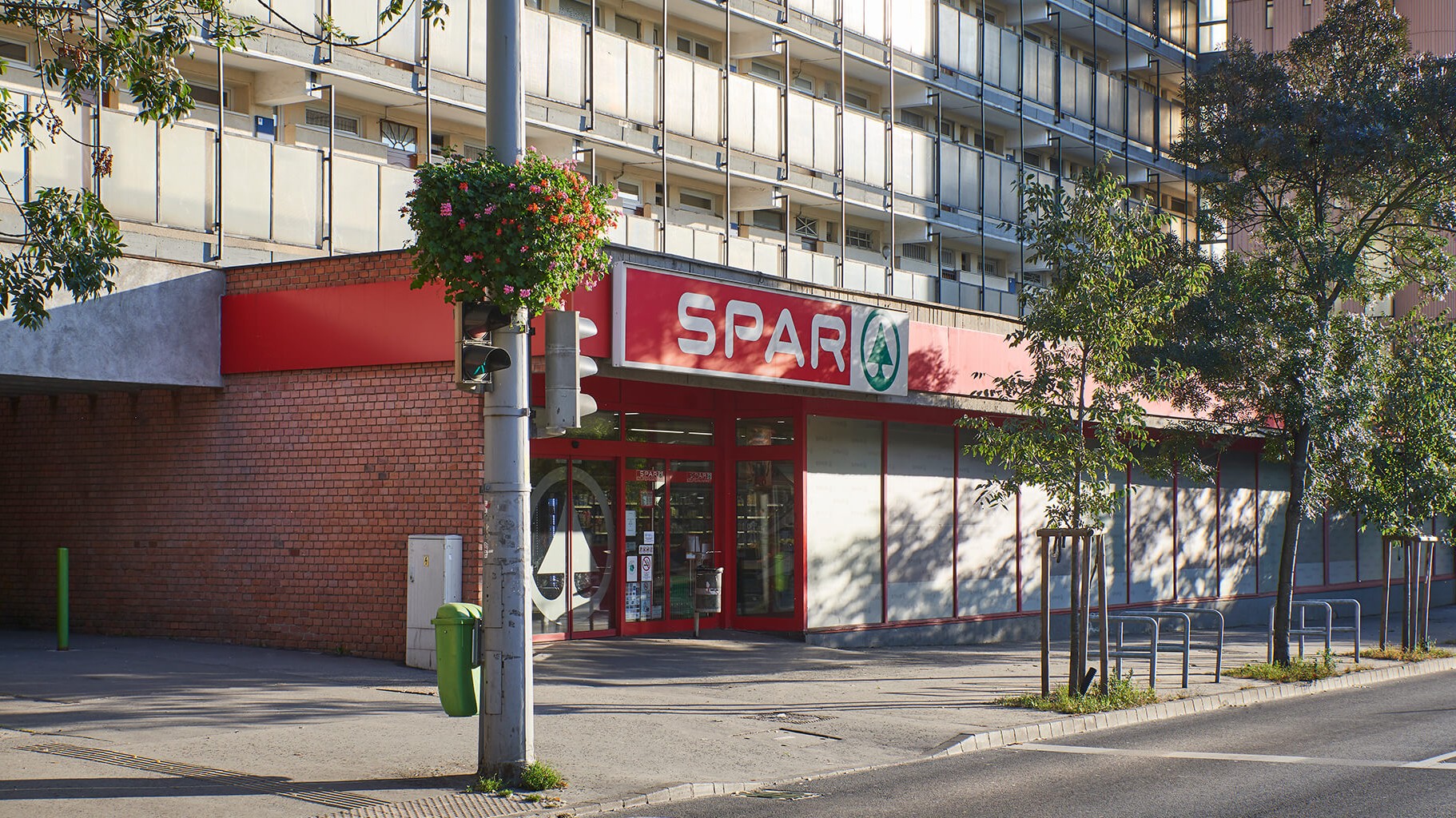Images SPAR szupermarket