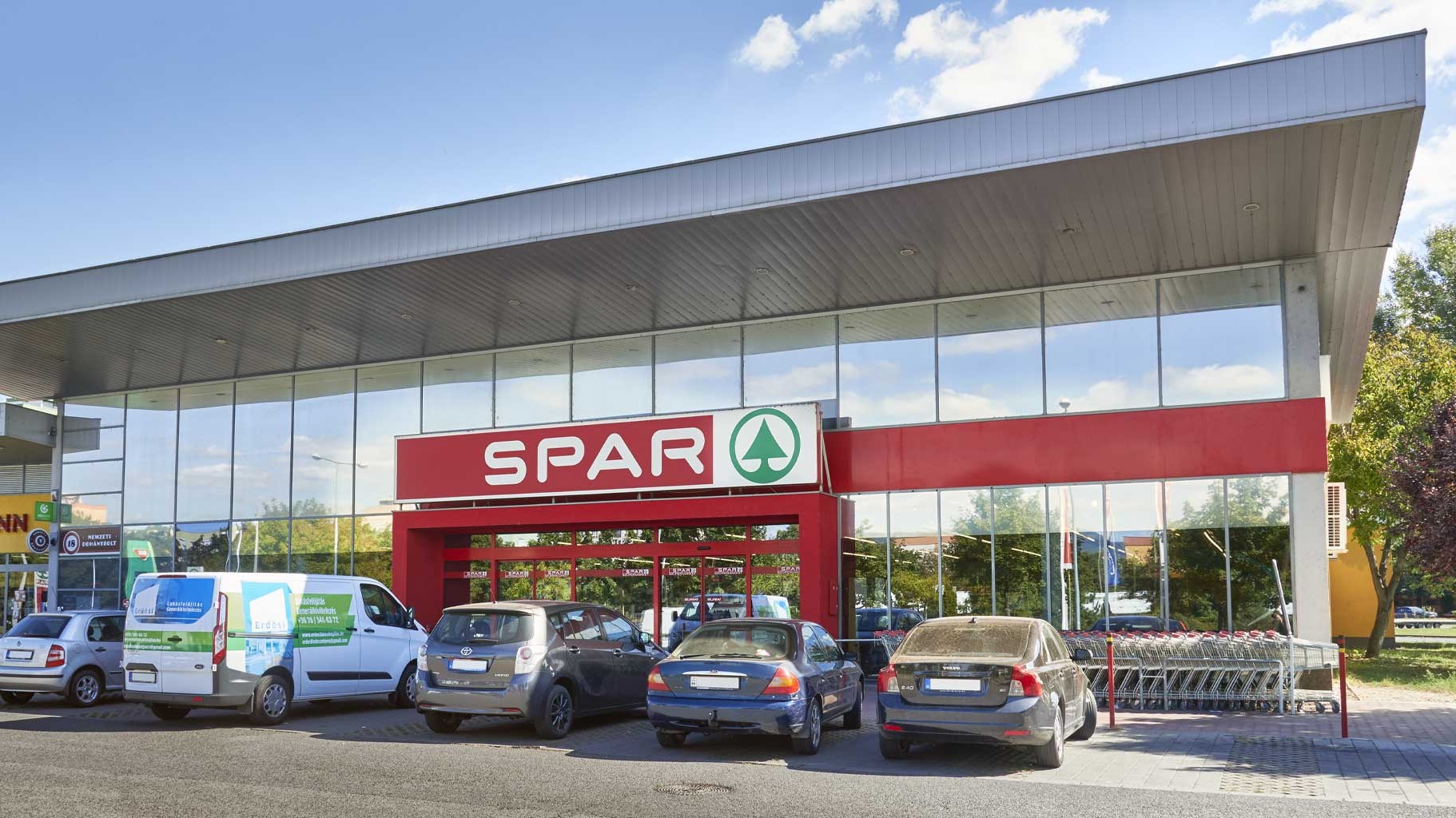 Images SPAR szupermarket