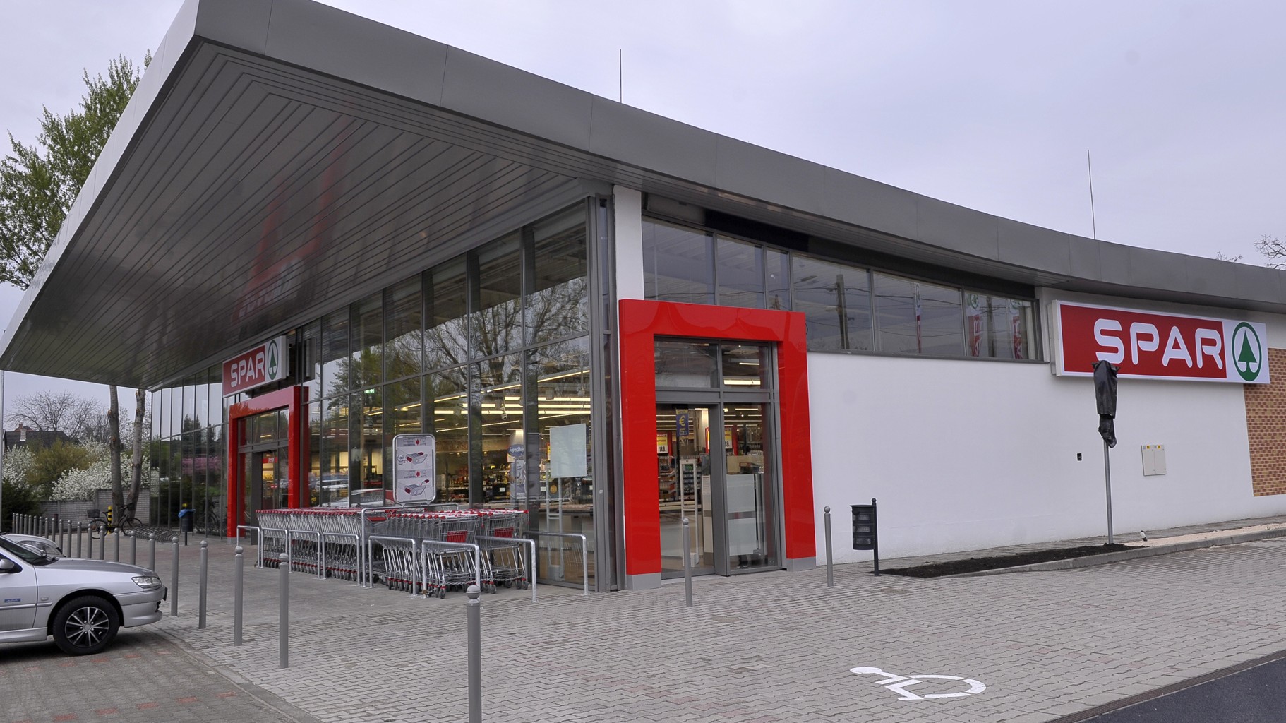 Images SPAR szupermarket