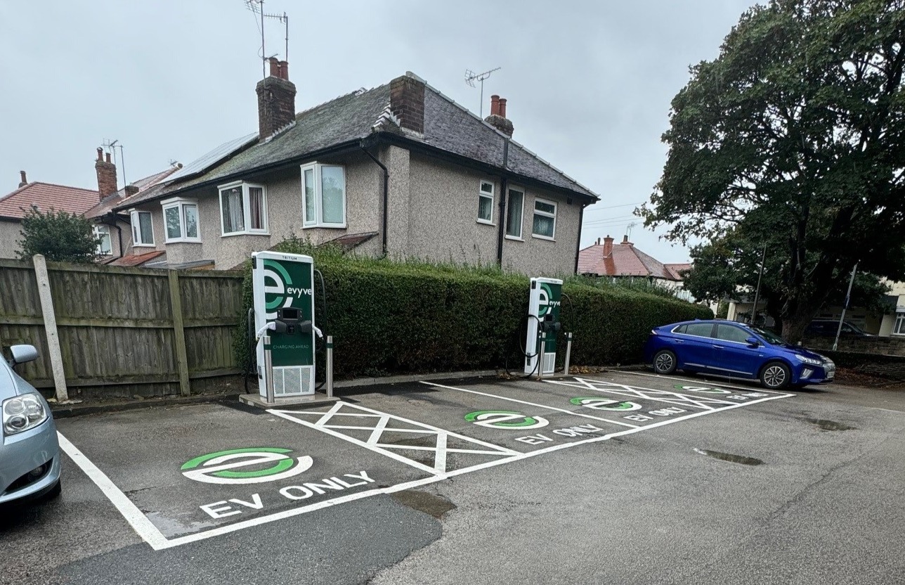 Images evyve Charging Station